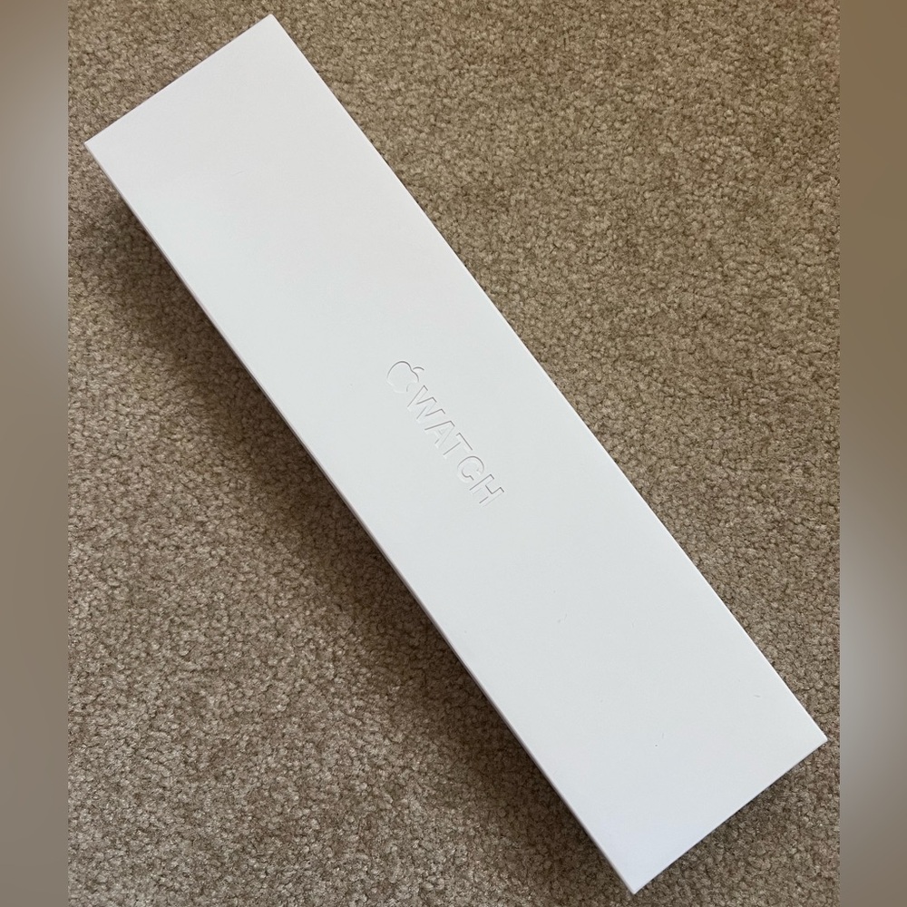 Apple Watch Series 8 (GPS) 41mm Aluminum Case Midnight Sport Band